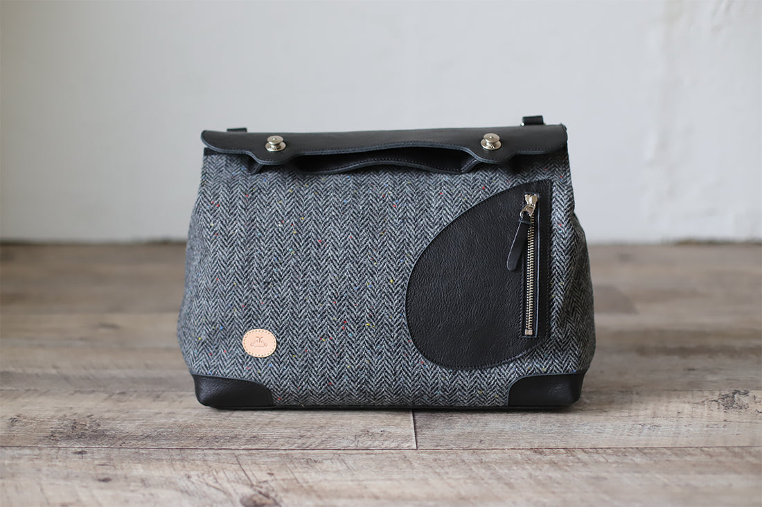 メッセンジャーポストマン Tweed