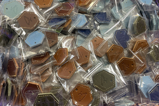 CuirVelo ノベルティ バルブキャップ