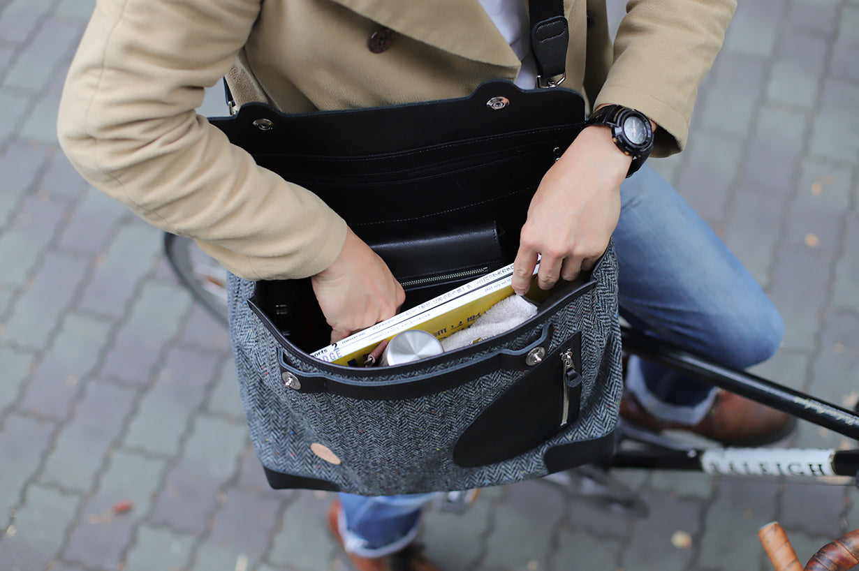 メッセンジャーポストマンはガバッと開口します!