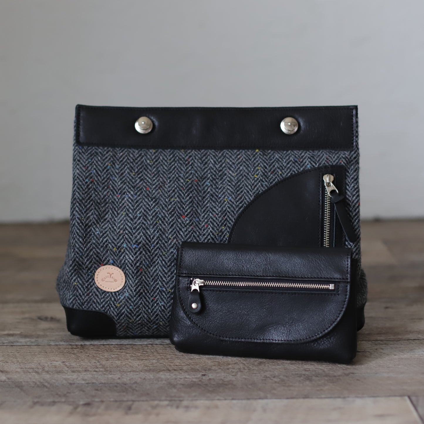 ポストマンバッグ リトルポストマン ハリスツイード 牛革 財布付き