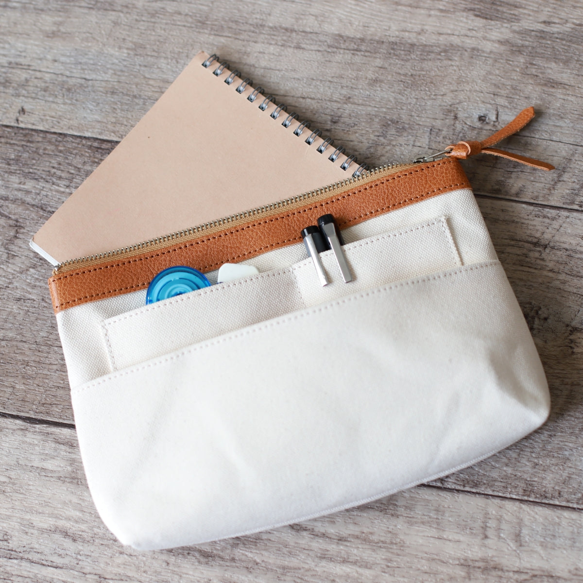 DUOポーチの内容量