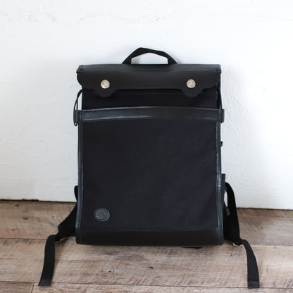 DUOリトルカーゴリュック ｜ CORDURA® 防水牛革 ヘルメットが入る リュックサック
