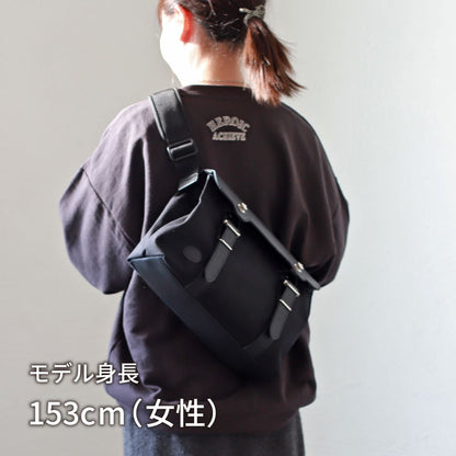 スリングバッグ スリングポストマン ｜ CORDURA® 防水牛革 ズレにくい