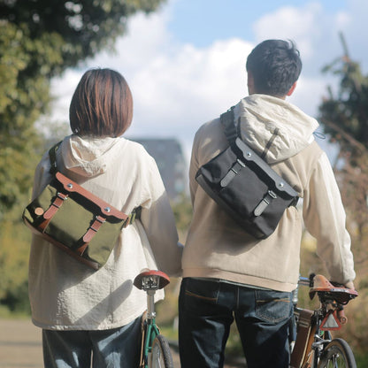 スリングバッグ スリングポストマン ｜ CORDURA® 防水牛革 ズレにくい