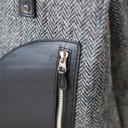 トートバッグ ｜ ハリスツイード 防水牛革 多収納 素材感