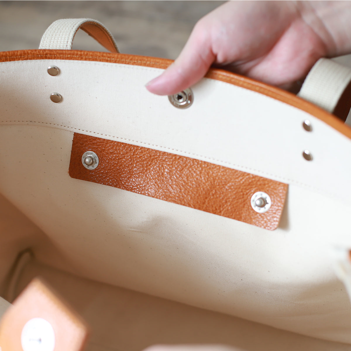 トートバッグ DUOトートver2 ｜ 帆布 牛革 内装ホック_02