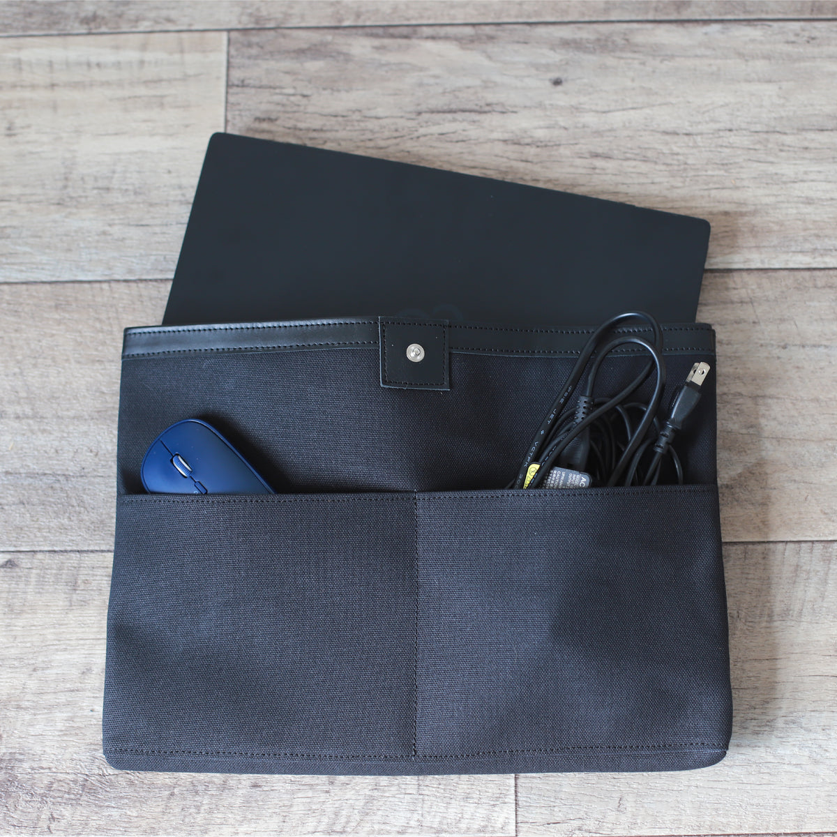 DUO PCケース ｜ 帆布 牛革 13.8サイズ – CuirVelo