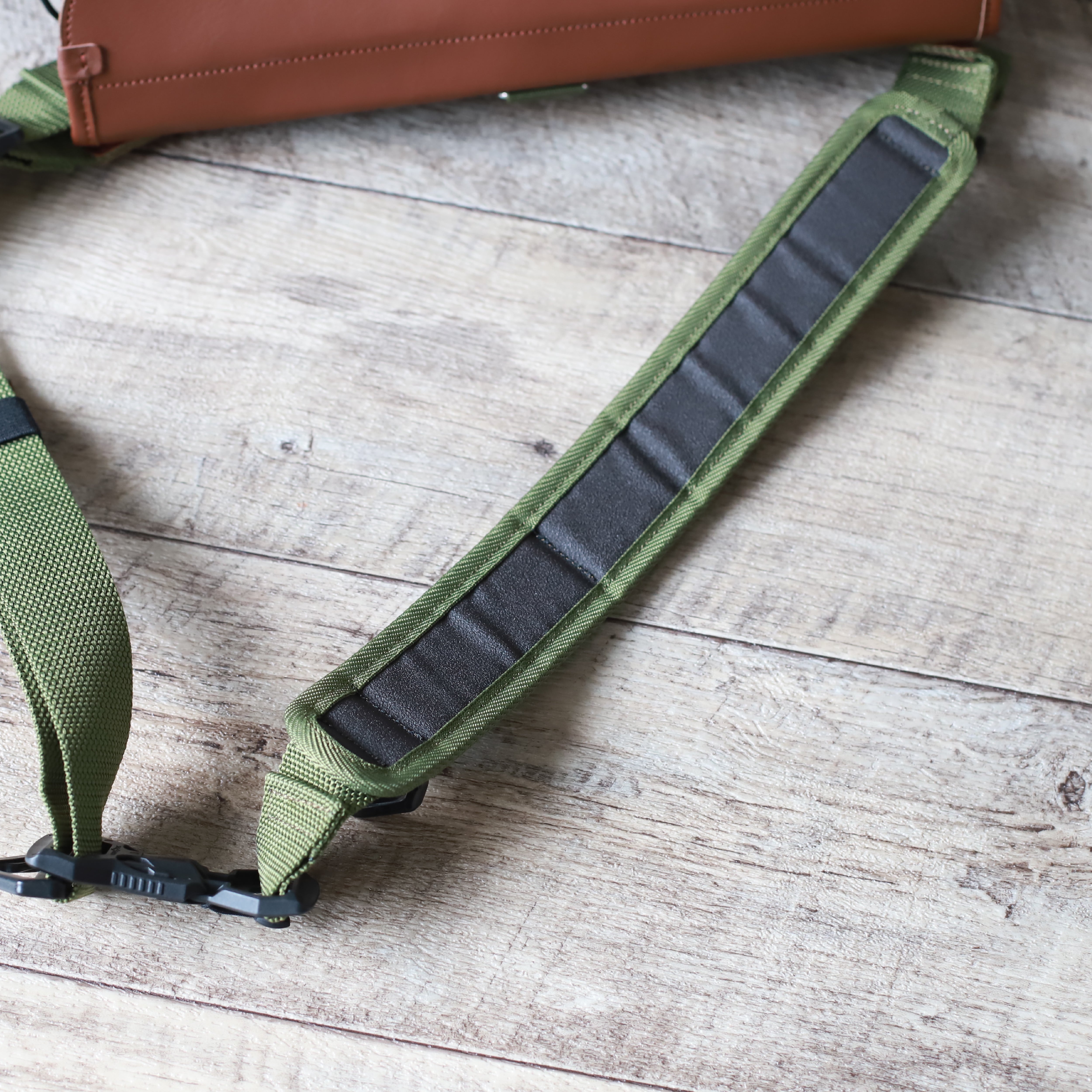 メッセンジャーバッグ｜メッセンジャーポストマンPRO｜CORDURA® – CuirVelo