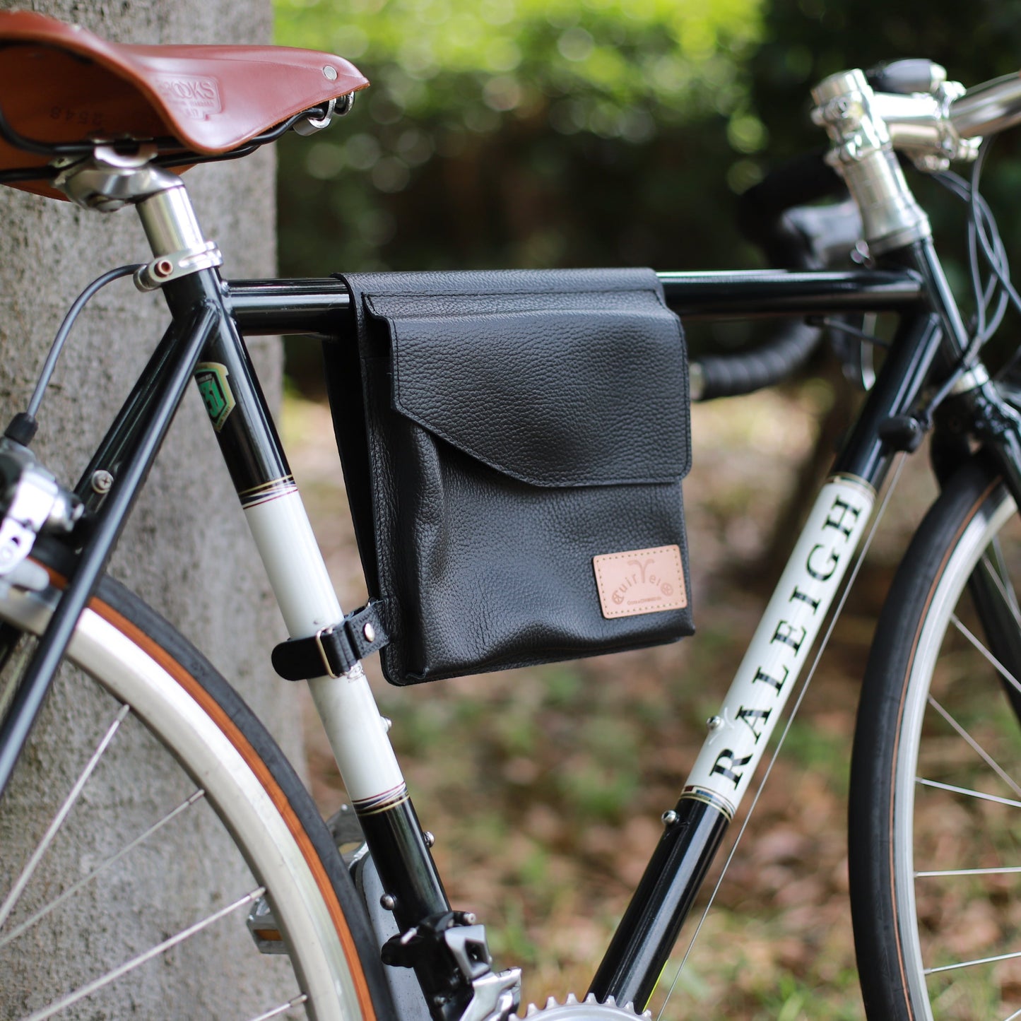 自転車用防水レザーフレームバッグ「charlie」ブラック